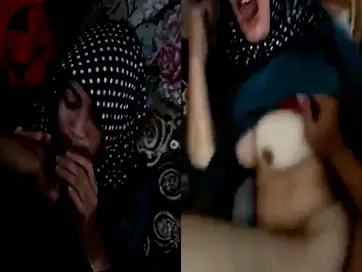 Bokep Indo Viral Ibu Guru Hijab Tak Berdaya Dientot Murid Berandal poster