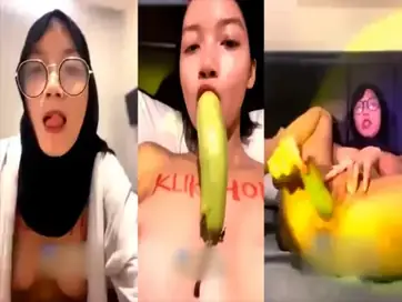 Cewek cantik colmek pake timun nakal abis poster